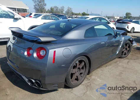 2015 Nissan Gt-R Black Edition z USA, uszkodzony, nr VIN JN1AR5EF9FM280509